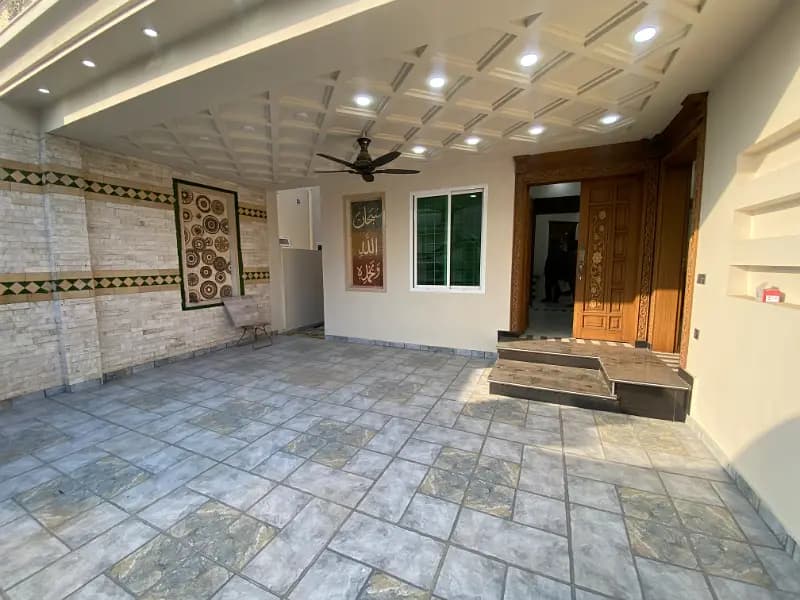 10 Marla Brand New House For Sale  In DC Colony - Mehran Block, Gujranwala