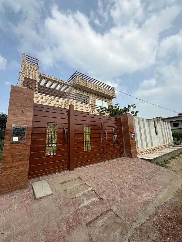  16 Marla House For Sale In Canal Road, Rahimyar Khan