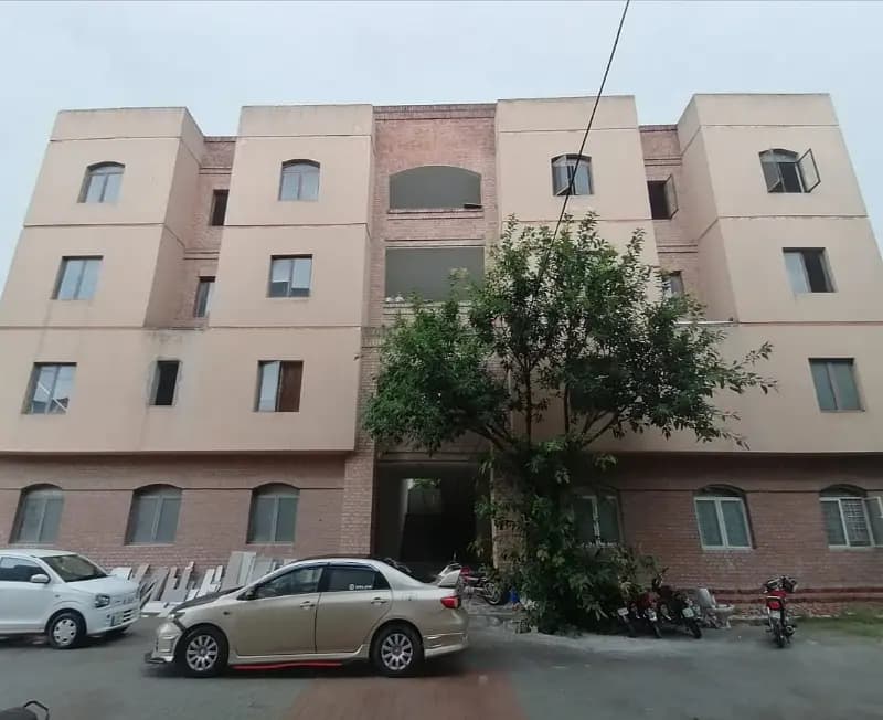  1450 Square Feet Flat For Sale In Raiwind Road, Lahore
