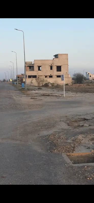 10 Marla plot for Sale In DHA Phase 1 Sector U - Block 1, Multan