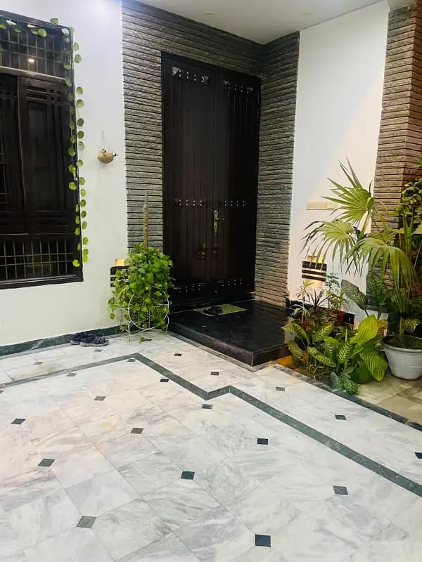 13 Marla House For Sale In Airport Road, Karachi
