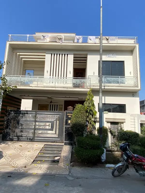 10 Marla House for Sale In  DC Colony - Mehran Block, Gujranwala