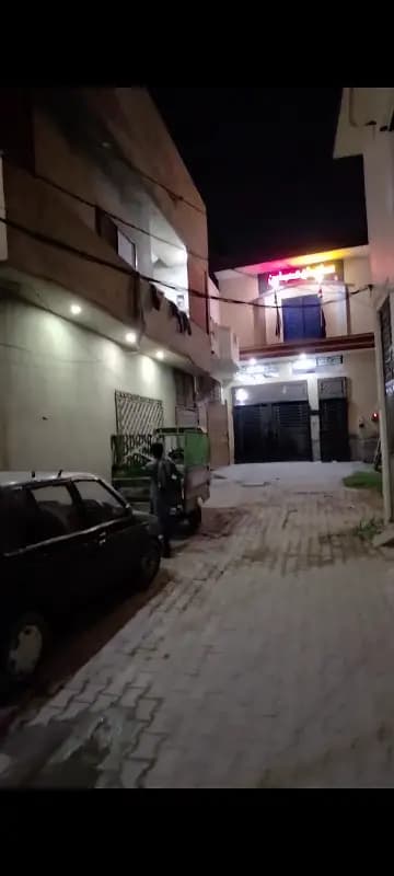 7 Marla  Triple Story House For Sale In  Rasheedabad, Multan