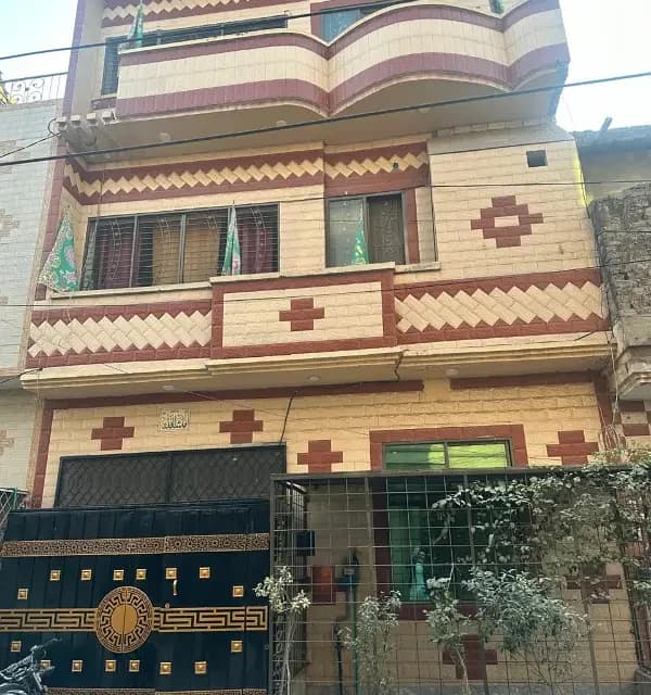5 Marla Triple Storey House For Sale In Sabzazar, Lahore