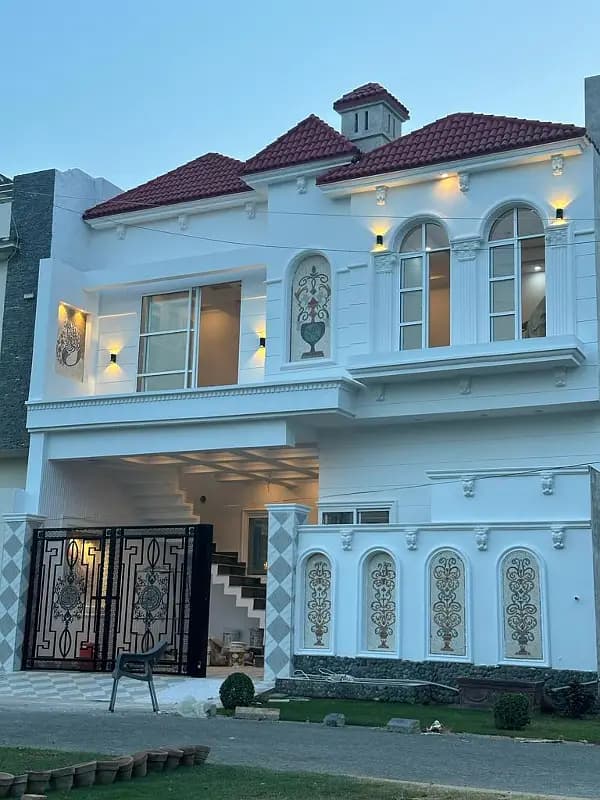 5 Marla House For Sale In Al Razzaq Royals, Sahiwal