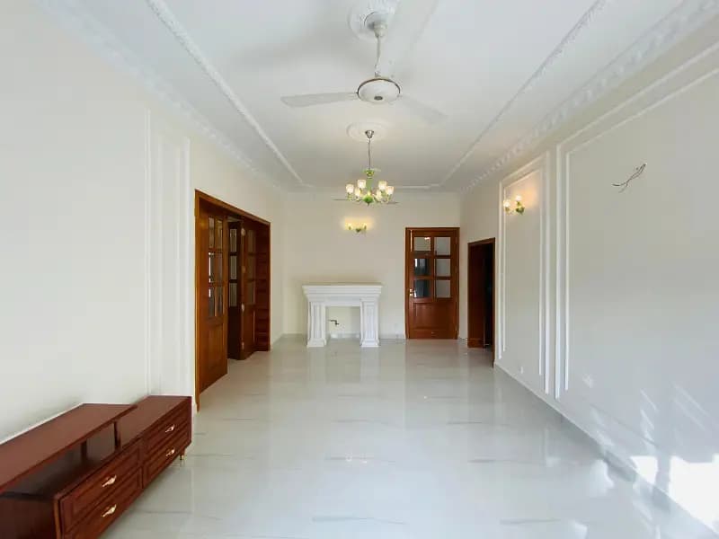 22 Marla House For Rent In F-8, Islamabad