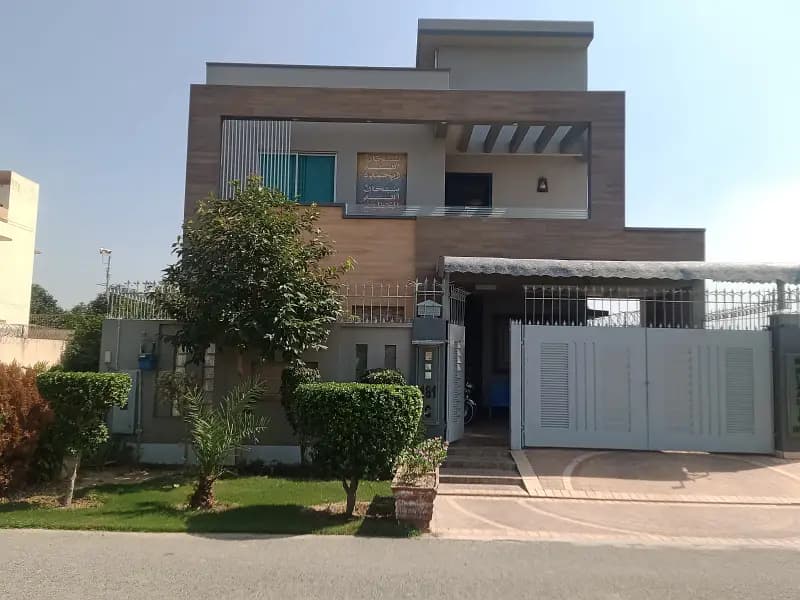 10 Marla House For Sale In Eden City DHA Phase 8 Lahore.