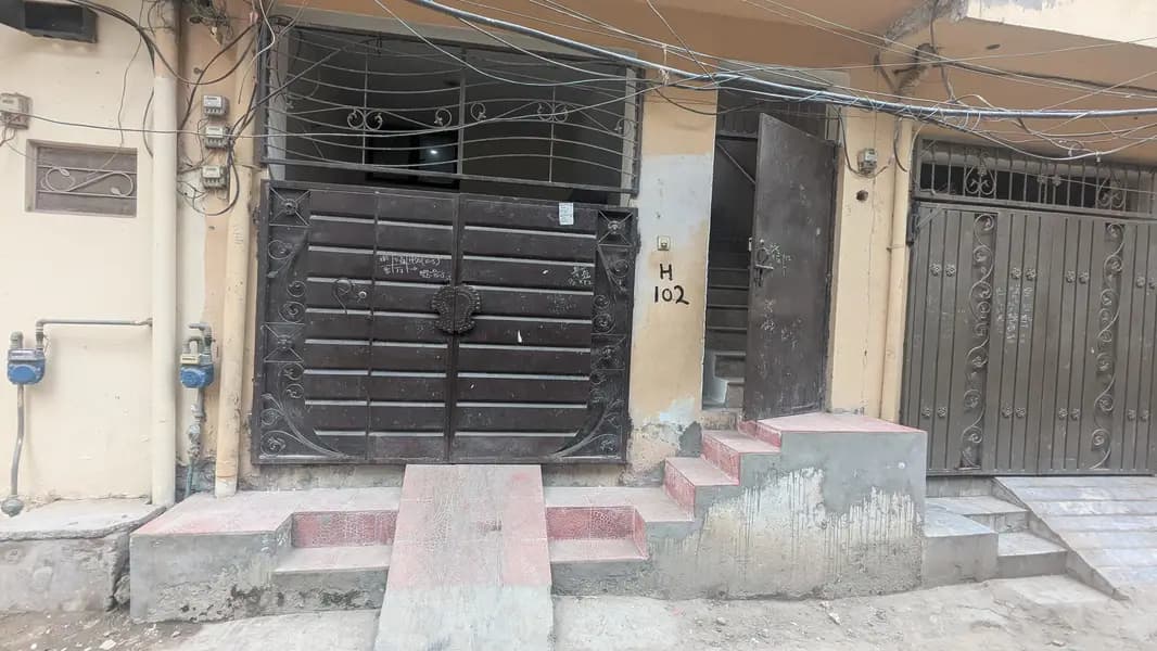 3 Marla Lower Portion For Rent in Kot Lakhpat Near Ali Park, Lahore