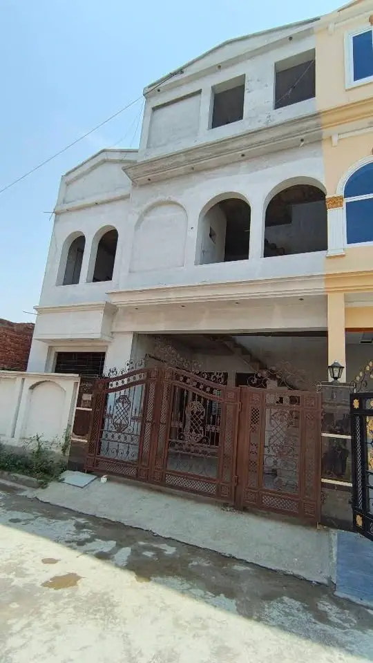 5 Marla Gray Structure House Available For Sale In Bahadarpur Metro Station, Multan   — photo 9