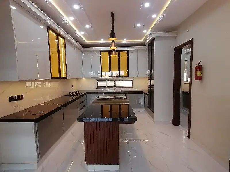 20 Marla House For Sale In DHA Phase 1 - Sector H, Multan — photo 8