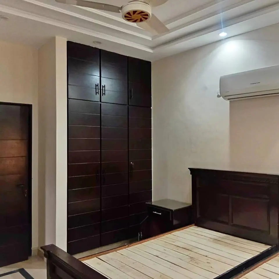 6 Marla House For Rent In Dha Phase 3, Lahore