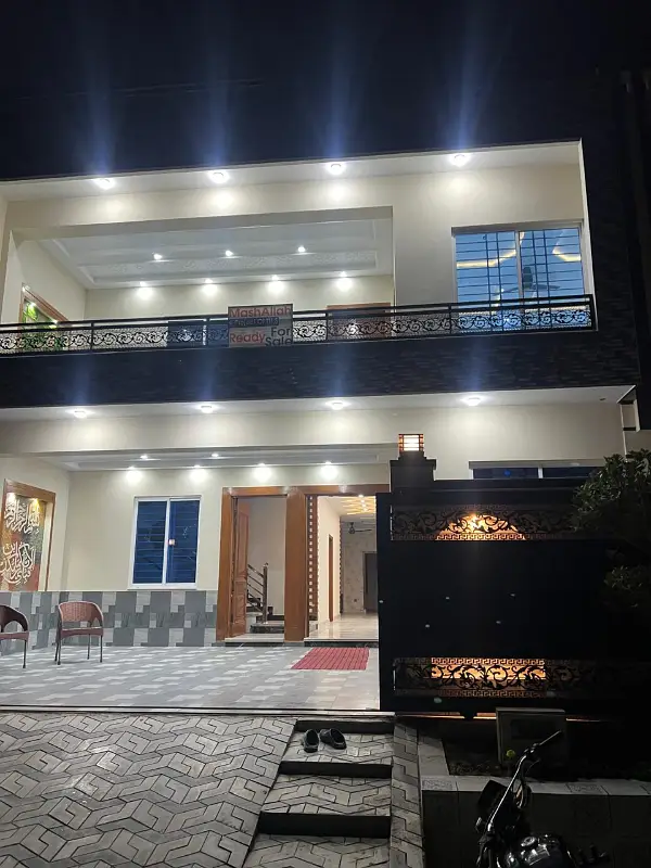 12 Marla New House For Sale In CBR Town Phase-1 Islamabad - Image 1