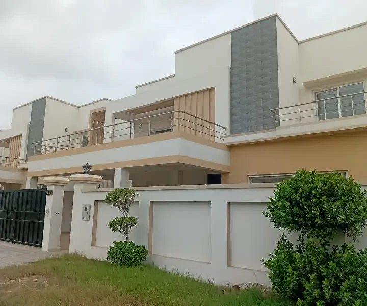 500 Square Yards House For Sale Falcon Complex New Malir, Karachi - Image 1