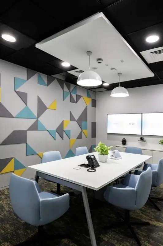 250 Square Feet Offices For Rent In Kohinoor City, Faisalabad - Image 1