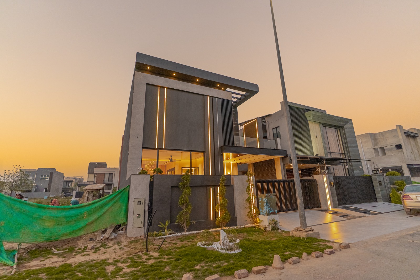 10 Marla Modern Luxury House For Sale In DHA Phase 7, Lahore - Image 1