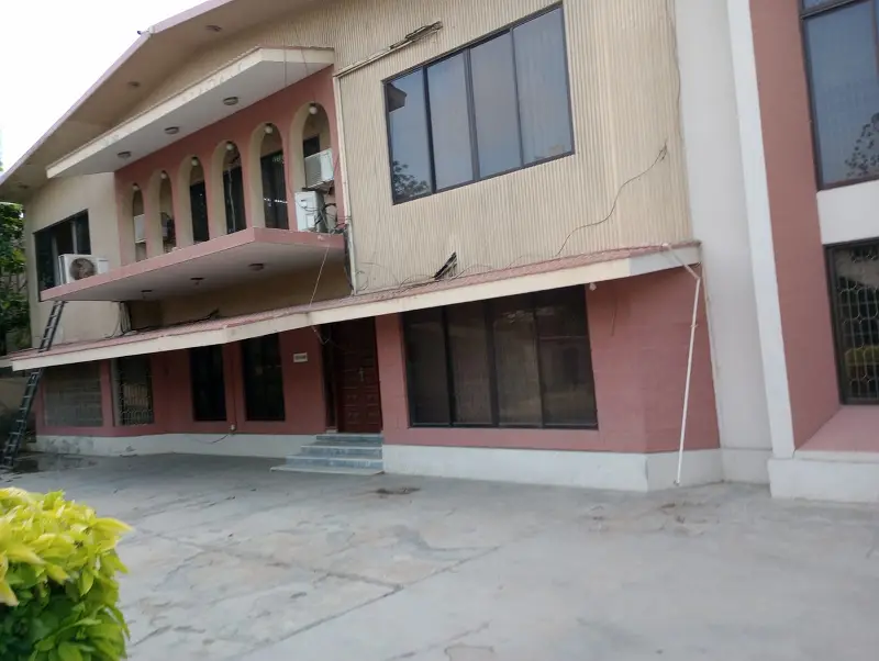 66 Marla House For Rent In Clifton - Block 5, Karachi - Image 1