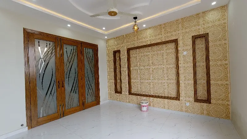 12 Marla House For Sale In G-9/1, Islamabad - Image 1