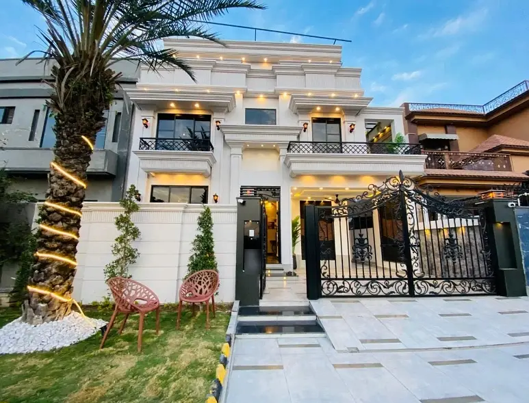 10 Marla  House For sale In  Citi Housing Society, Gujranwala - Image 1