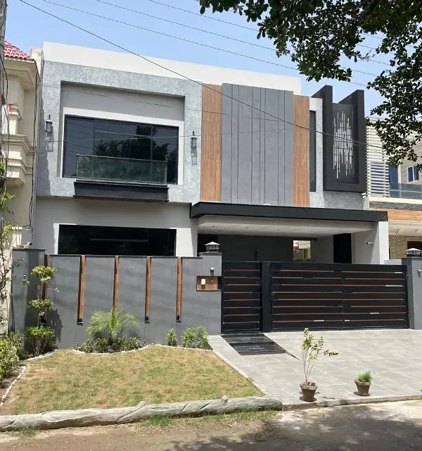10 Marla House For Sale In Wapda Town Phase 2, Multan - Image 1