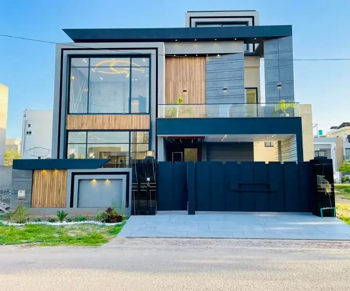 10 Marla Double Story House For Sale In Royal Orchard Multan - Image 1