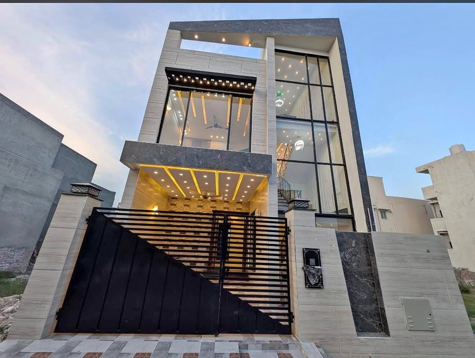 5 Marla House For Sale In Lake City , Lahore - Image 1