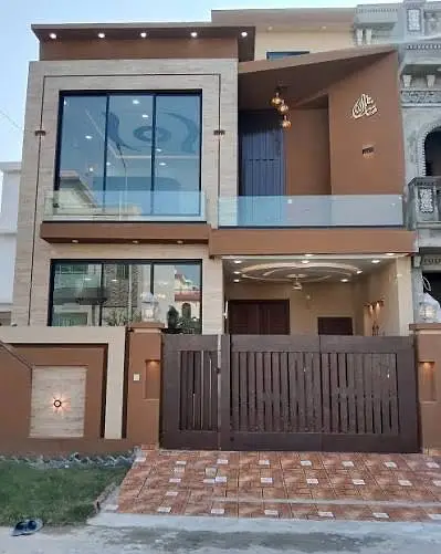 5 Marla Semi Furnished House For Rent In Park View City, Lahore - Image 1