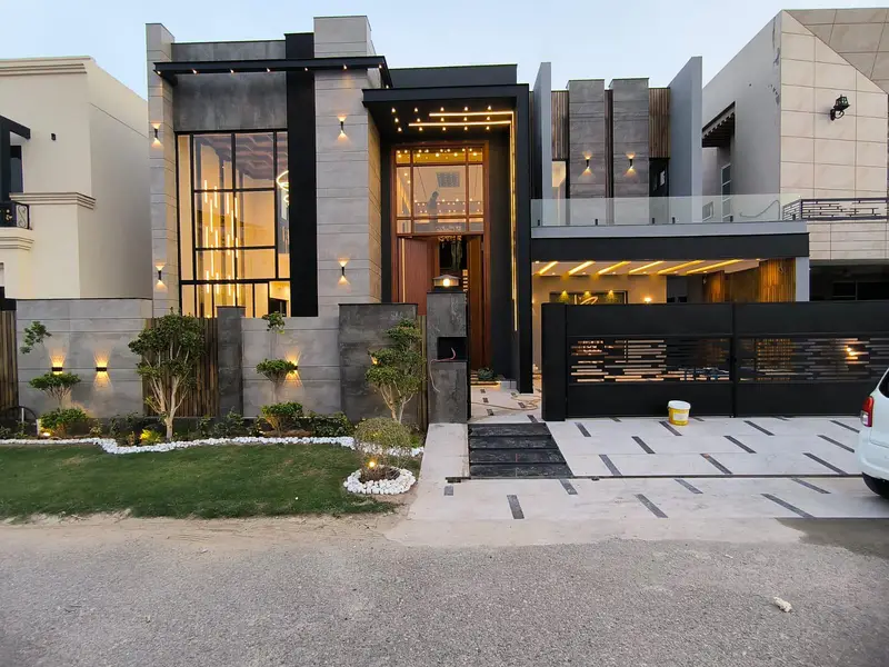 21 Marla House For Sale In Royal Orchard Royal Orchard - Block C, Multan - Image 1