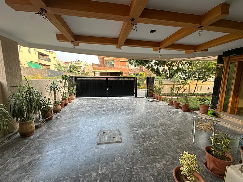 1 Kanal House For Rent in Bahria Town Phase 3, Rawalpindi - Image 1