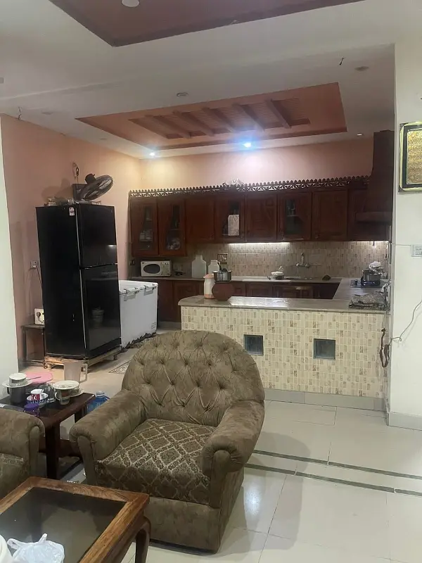 30 Marla House For Rent In  D Ground, Faisalabad - Image 1