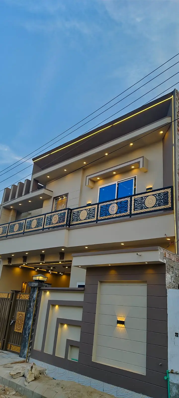 7 Marla House For Sale In Teachers Colony, Multan - Image 1