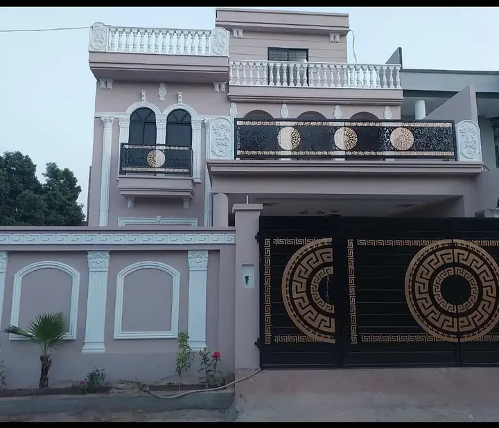 10 Marla House For Sale In Nasheman Colony, Multan - Image 1
