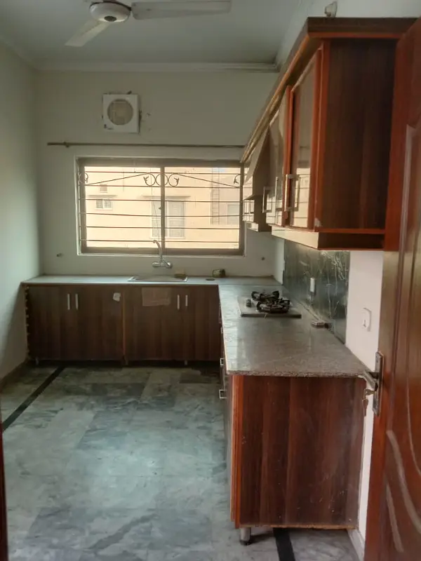 5 Marla Lower Portion For Rent in Jubilee Town, Lahore - Image 1